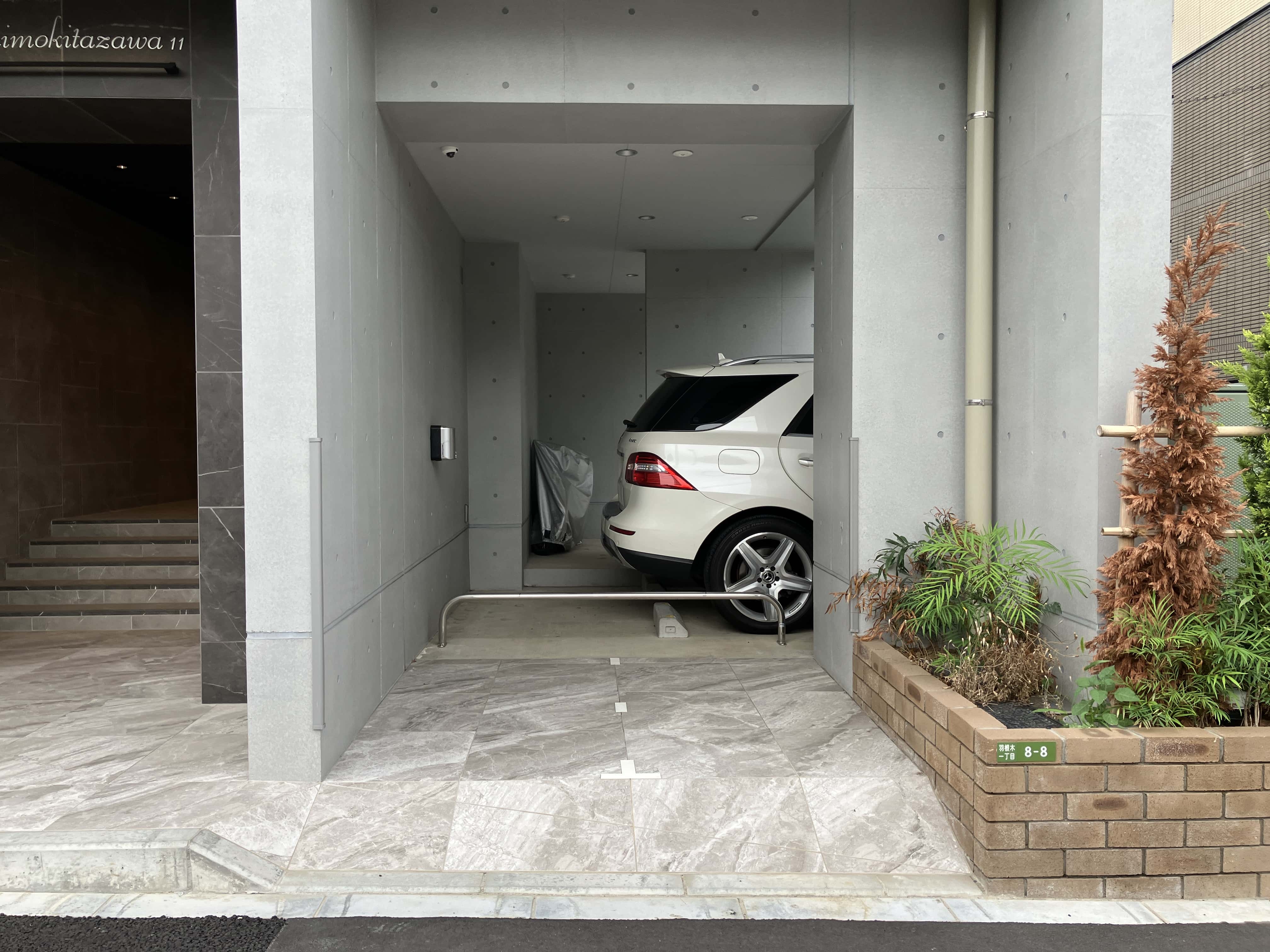 5804 GranDuo下北沢11（羽根木） | バイク月極駐車場